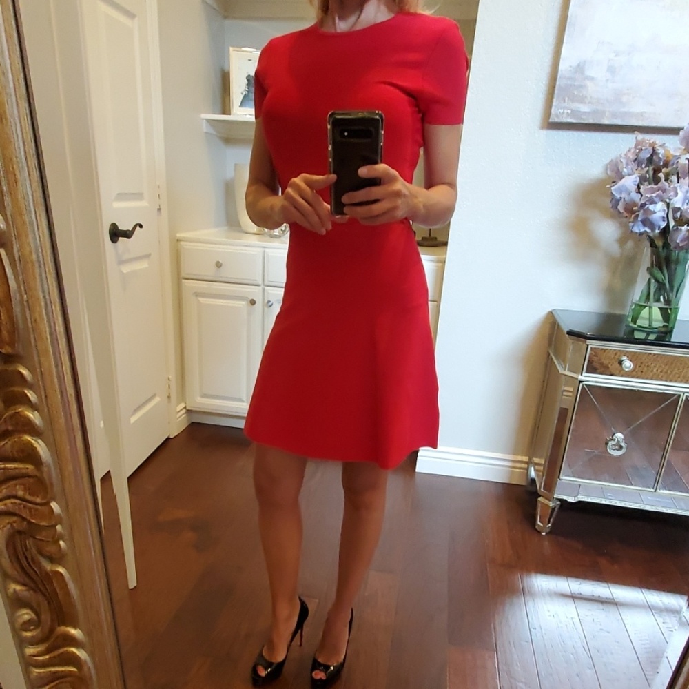 BCBGMAXAZRIA